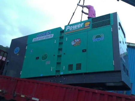 高陵柴油发电机组转速不稳定时，如何对发动机进行维护？