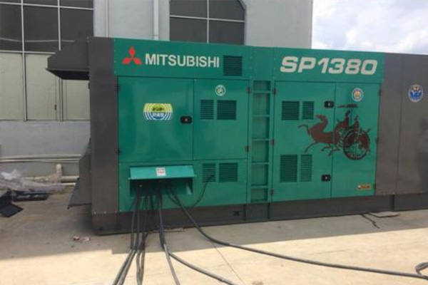 高陵为什么有些柴油发电机组的输出电压可以调节？