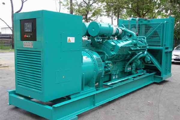 高陵柴油发电机组电压不稳定怎样维修？